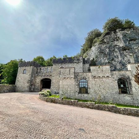Tan-Yr-Ogo Gate Lodge, Gwrych Castle Llanddulas Dış mekan fotoğraf